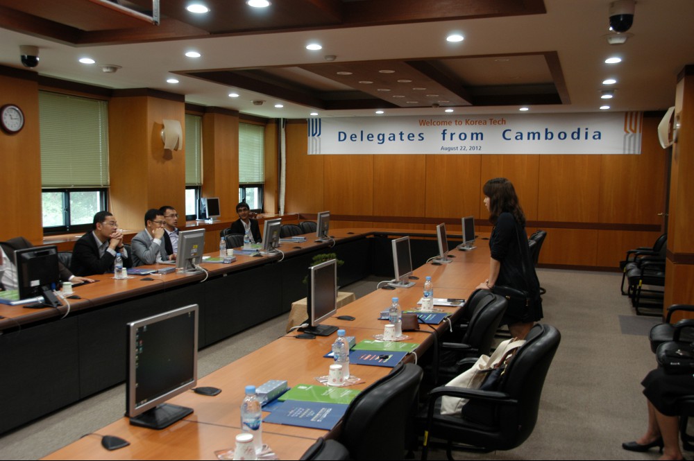delegate from cambodia
